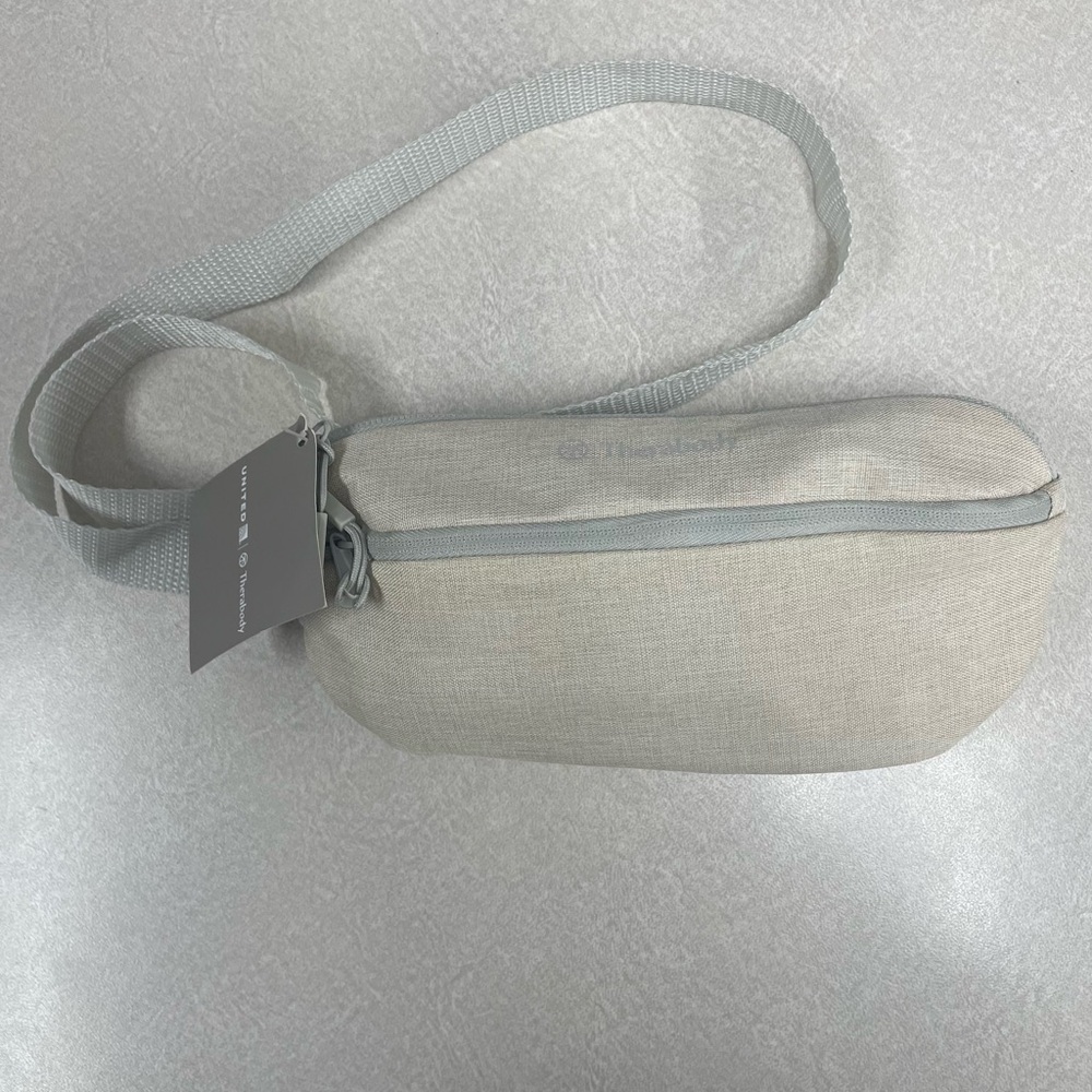 2024 United Polaris Business Class Therabody Amenity Kit w/ Crossbody Bag Sealed